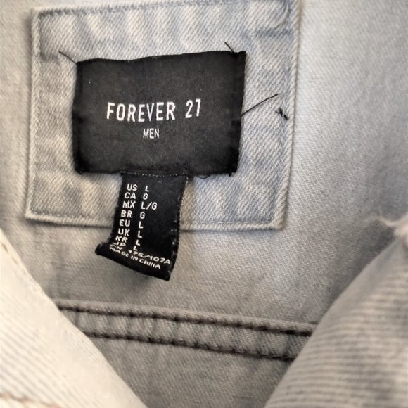 Forever 21 Men Distressed Denim Jacket-Size Large - Picture 5 of 5